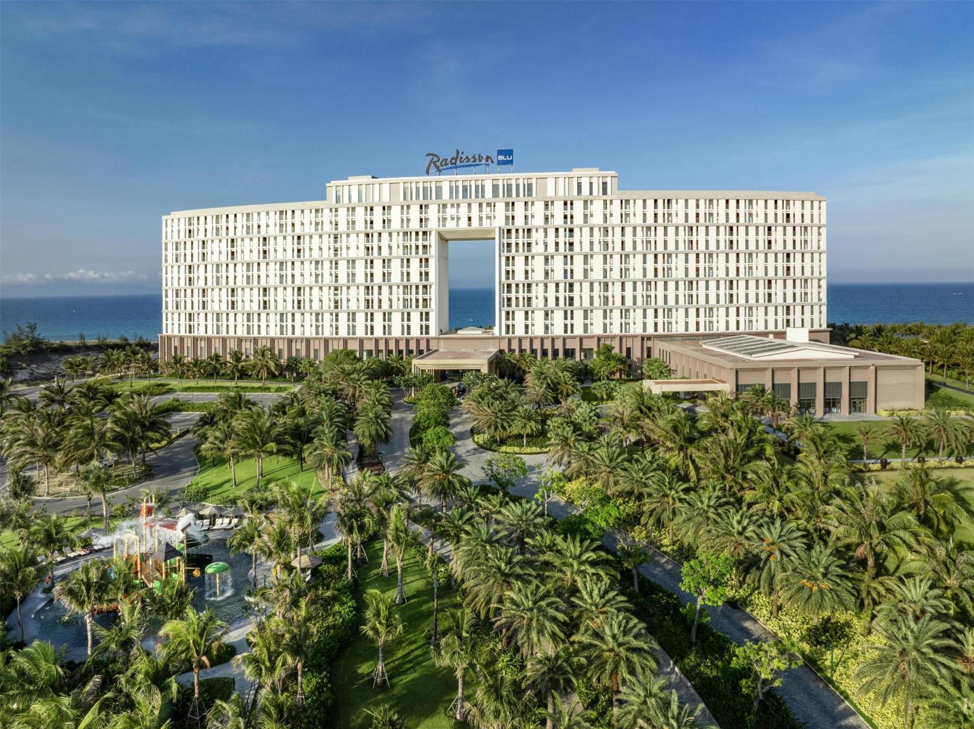 Radisson Blu Resort Cam Ranh ニャチャン エクステリア 写真